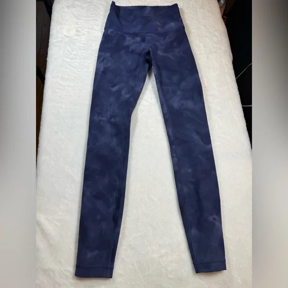 Lululemon Athletica Navy Apparel - Picture 1 of 5